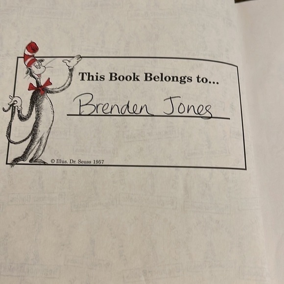 Vintage 1993 Thomas and the School Trip Illustrated Story Picture Book​​​​​​​ - Picture 3 of 4